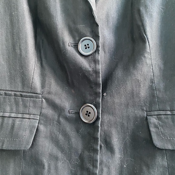 ❤️ Black Gap blazer ❤️ - Picture 4 of 11